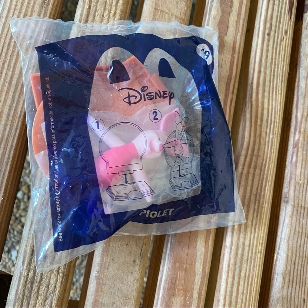 Walt Disney World 50th‎ Anniversary Piglet Pooh McDonalds Kids Toy Happy Meal